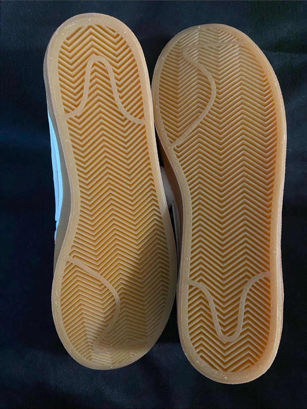 Nike Killshot 2 Leather Sneakers (Size 8)